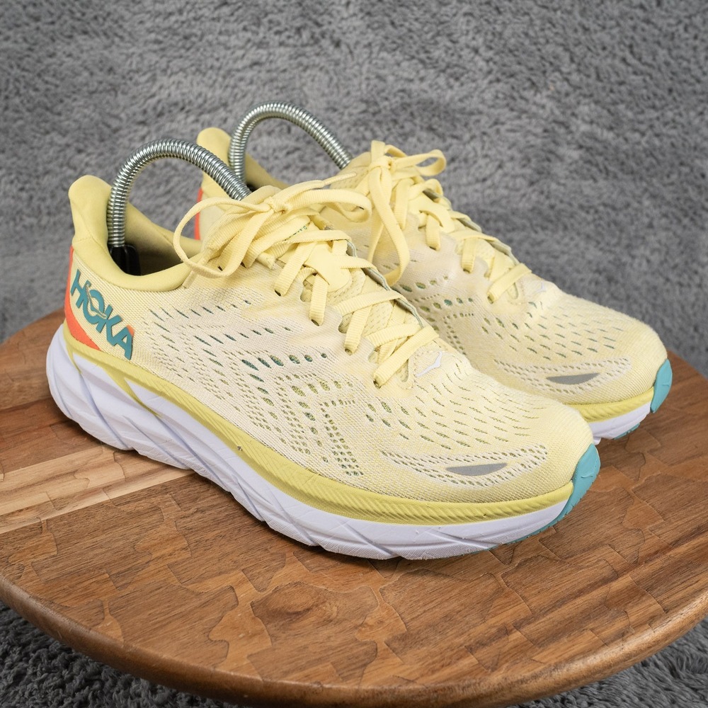 Hoka One One Clifton 8 Womens Size 7.5 B Yellow Athletic Running Shoes Sneakers
